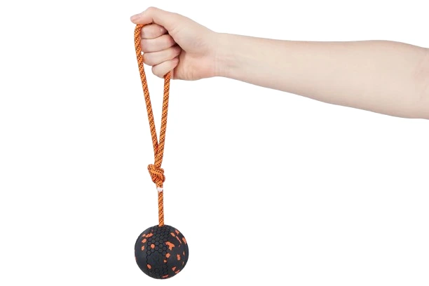 Non-stop dogwear ball på tau til hund oransje/svart 60 x 60 mm